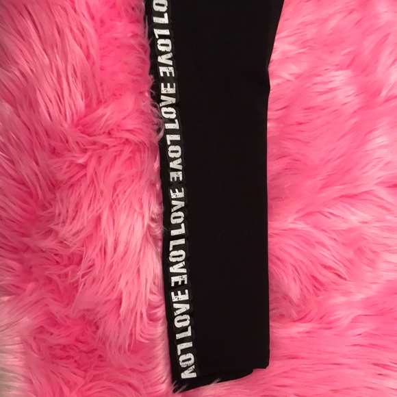 High waisted leggings with " love" on the sides - Picture 4 of 5